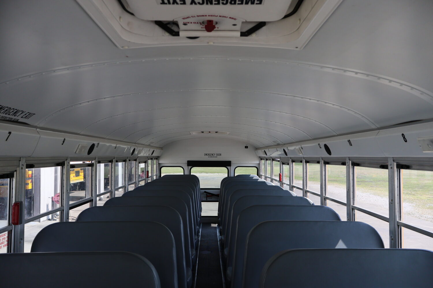 2017 Blue Bird Vision 71 Passenger - 4454