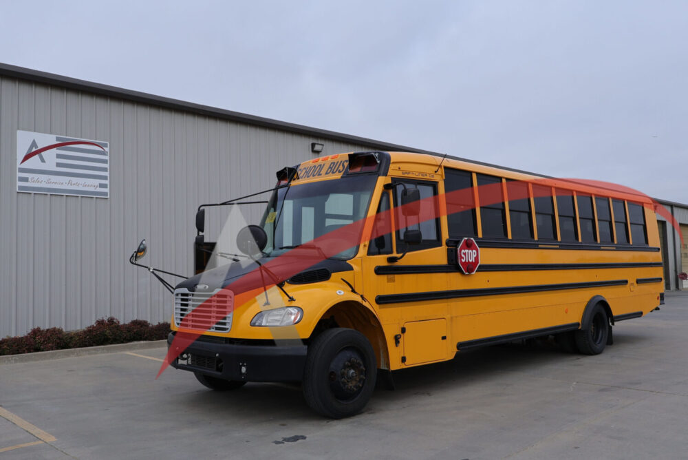 2023 Thomas Saf-T-Liner C2 45 Passenger + 1 WC - 4569