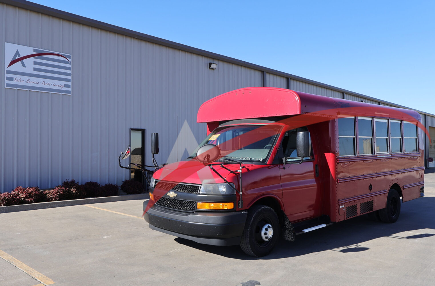 2022 Chevy Minotour 14 Passenger - 4622