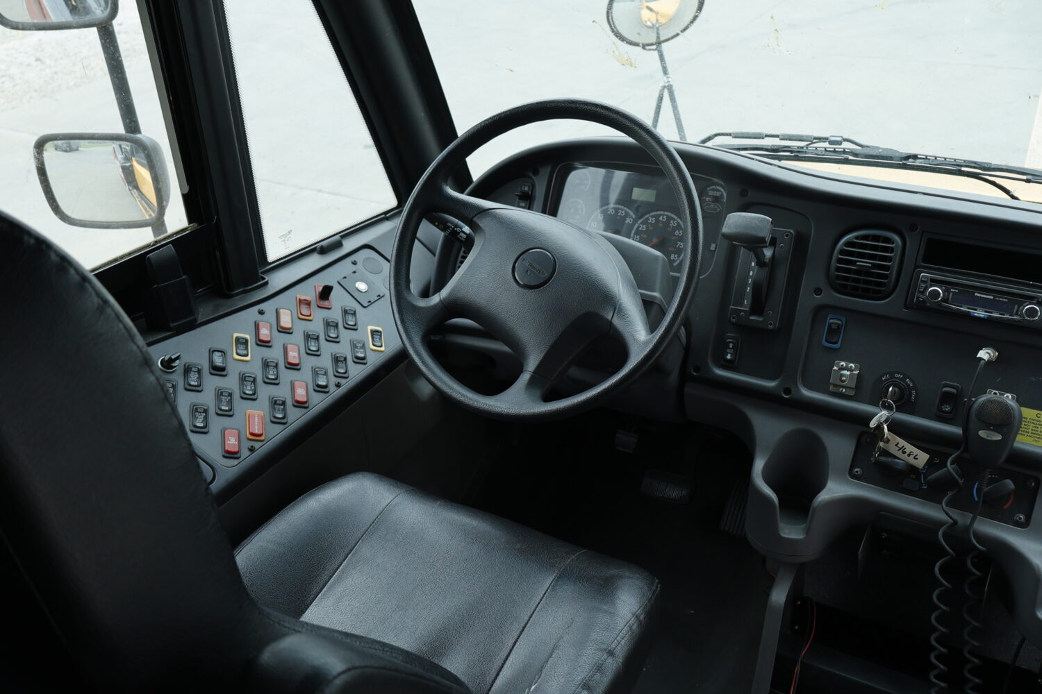 2014 Thomas Saf-T-Liner C2 53 Size