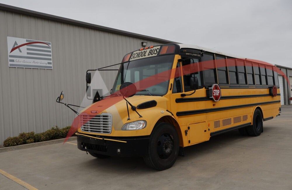 2014 Thomas Saf-T-Liner C2 53 Size